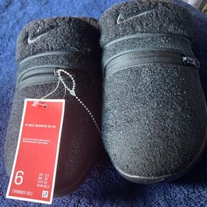 *NEW* Nike Burrows SE W6